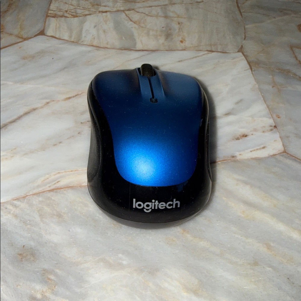 Logitech Vibrant Blue‎ Wireless Mouse